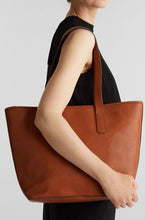 Load image into Gallery viewer, Vegan: faux leather Shopper taska

